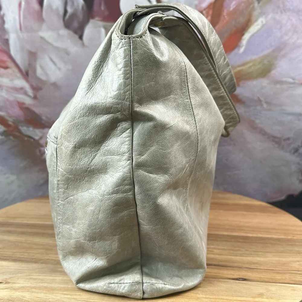 HOBO Metallic Pearl Leather Shoulder Bag in Champagne